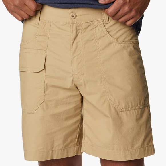 Columbia Men’s 8” Khaki Washed Out Cargo Shorts Size 32 - Picture 1 of 8